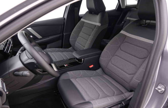 CITROEN_CITROEN_C4_2547578_6.jpg