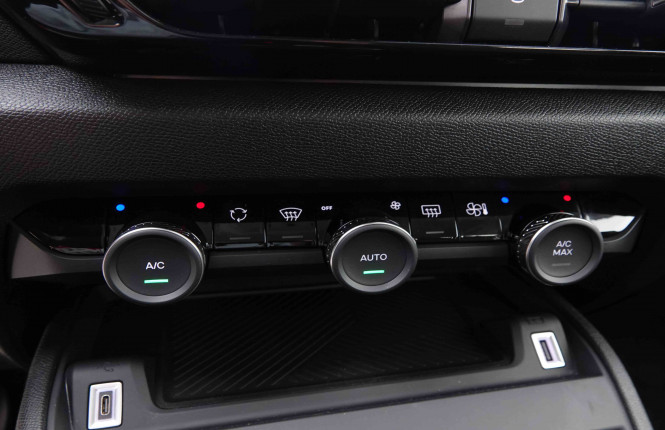 CITROEN_CITROEN_C4_2548493_13.jpg