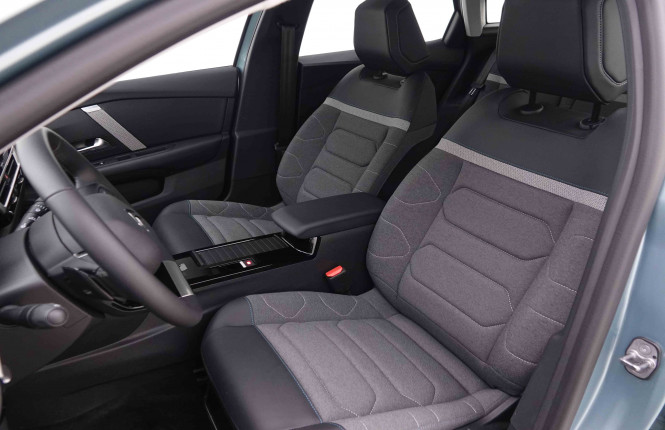 CITROEN_CITROEN_C4_2548493_6.jpg