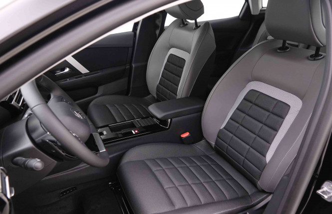 CITROEN_CITROEN_C4_2548669_6.jpg