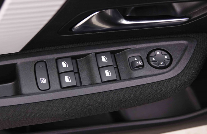 CITROEN_CITROEN_C4_2548670_19.jpg