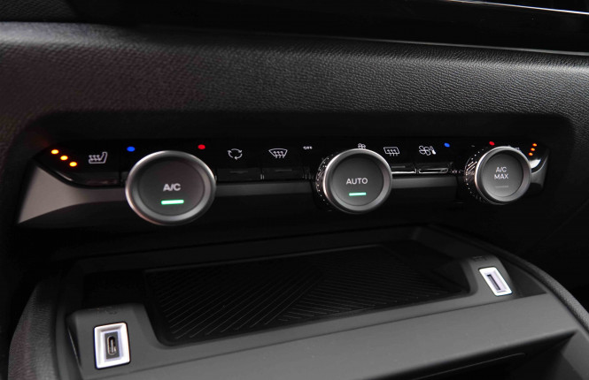 CITROEN_CITROEN_C4_2548971_14.jpg