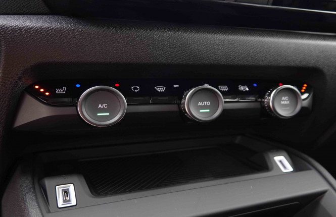 CITROEN_CITROEN_C4_2548980_14.jpg
