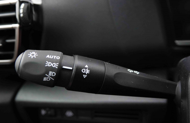 CITROEN_CITROEN_C4_2548985_16.jpg