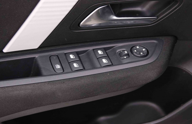 CITROEN_CITROEN_C4_2549341_19.jpg