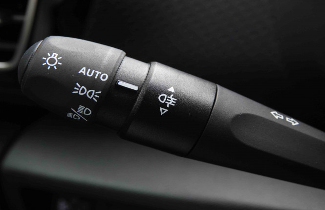 CITROEN_CITROEN_C4_2549643_17.jpg CITROEN_CITROEN_C4_2549643_17.jpg