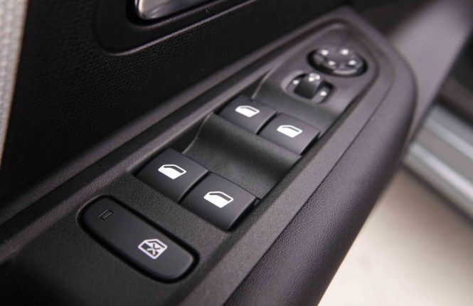 CITROEN_CITROEN_C4_2549644_21.jpg