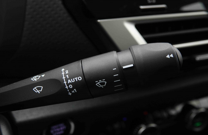 CITROEN_CITROEN_C4_2549646_18.jpg CITROEN_CITROEN_C4_2549646_18.jpg