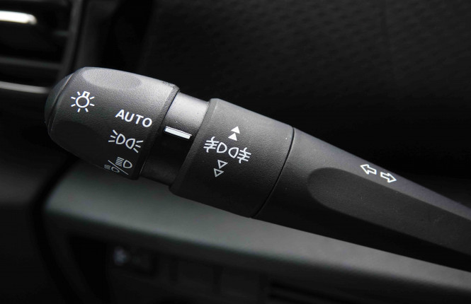 CITROEN_CITROEN_C4_2550088_18.jpg CITROEN_CITROEN_C4_2550088_18.jpg