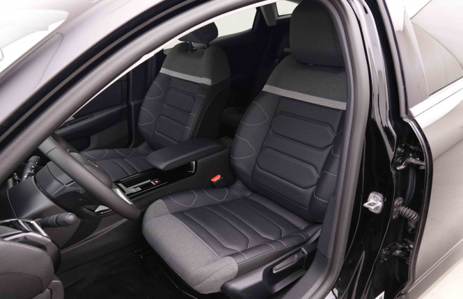 CITROEN_CITROEN_C4_2550941_6.jpg CITROEN_CITROEN_C4_2550941_6.jpg