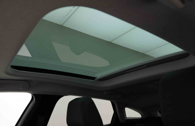 CITROEN_CITROEN_C4_2550942_9.jpg CITROEN_CITROEN_C4_2550942_9.jpg