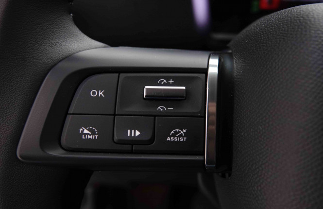 CITROEN_CITROEN_C4_2550945_18.jpg CITROEN_CITROEN_C4_2550945_18.jpg