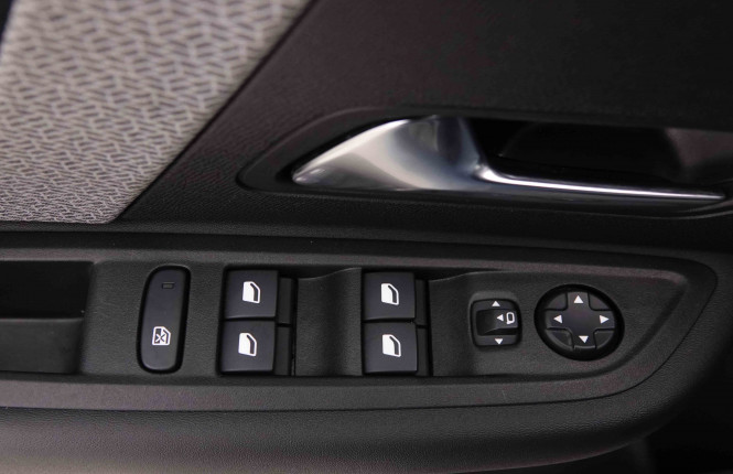 CITROEN_CITROEN_C4_2550945_20.jpg CITROEN_CITROEN_C4_2550945_20.jpg