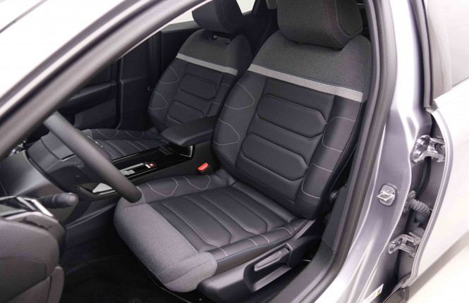 CITROEN_CITROEN_C4_2550949_6.jpg