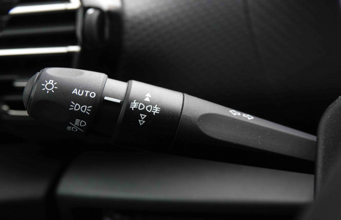 CITROEN_CITROEN_C4_2550950_16.jpg CITROEN_CITROEN_C4_2550950_16.jpg