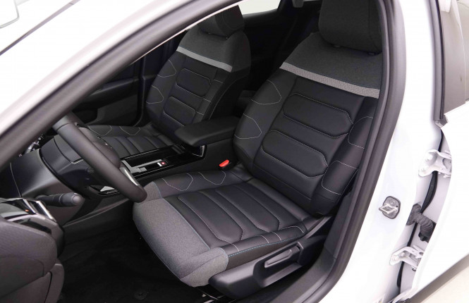 CITROEN_CITROEN_C4_2550951_6.jpg CITROEN_CITROEN_C4_2550951_6.jpg