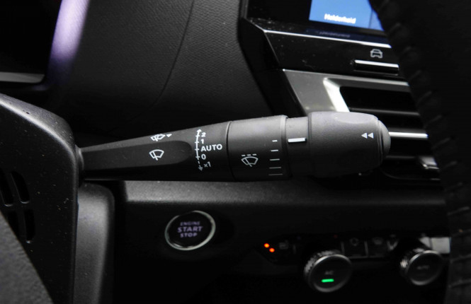 CITROEN_CITROEN_C4_2550958_17.jpg CITROEN_CITROEN_C4_2550958_17.jpg