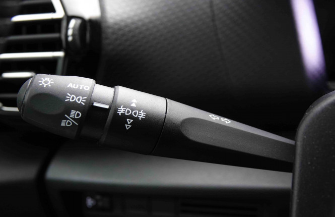 CITROEN_CITROEN_C4_2551413_17.jpg CITROEN_CITROEN_C4_2551413_17.jpg