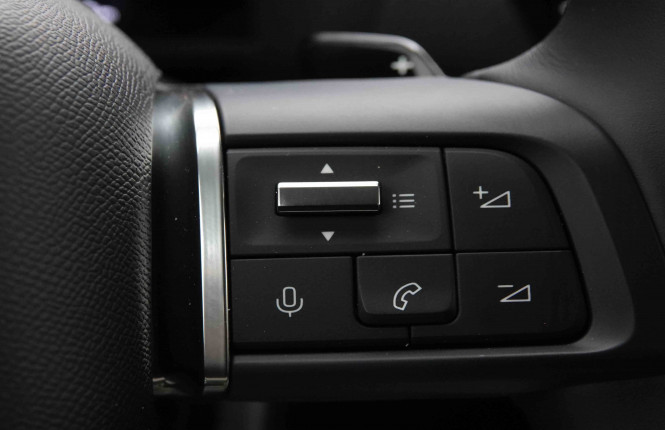 CITROEN_CITROEN_C4_2551423_18.jpg CITROEN_CITROEN_C4_2551423_18.jpg