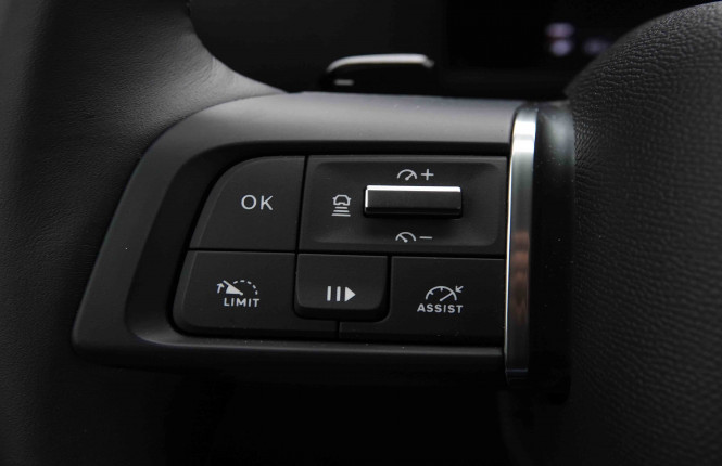 CITROEN_CITROEN_C4_2551424_18.jpg CITROEN_CITROEN_C4_2551424_18.jpg