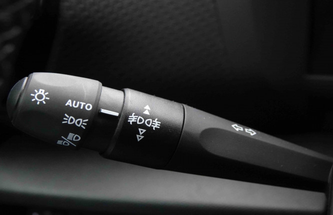 CITROEN_CITROEN_C4_2652040_17.jpg CITROEN_CITROEN_C4_2652040_17.jpg