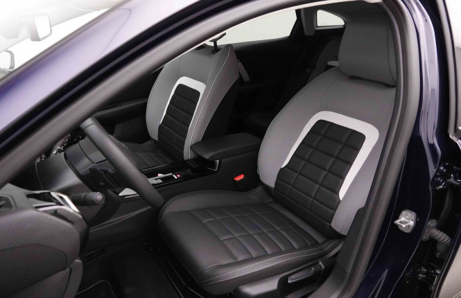 CITROEN_CITROEN_C4_2652041_6.jpg CITROEN_CITROEN_C4_2652041_6.jpg