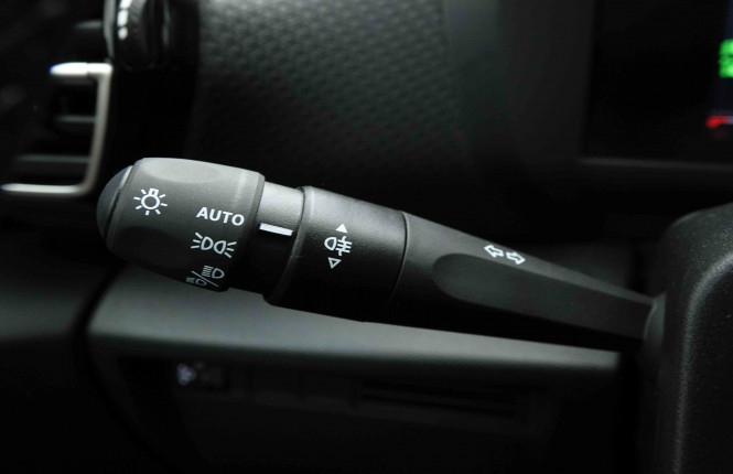 CITROEN_CITROEN_C4_2654243_16.jpg CITROEN_CITROEN_C4_2654243_16.jpg