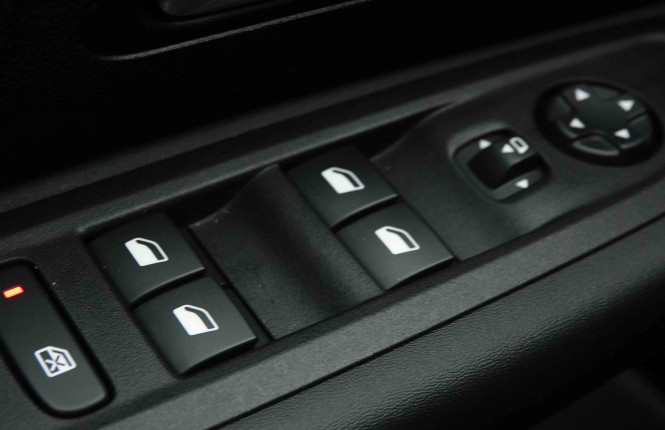 CITROEN_CITROEN_C4_2654364_22.jpg CITROEN_CITROEN_C4_2654364_22.jpg