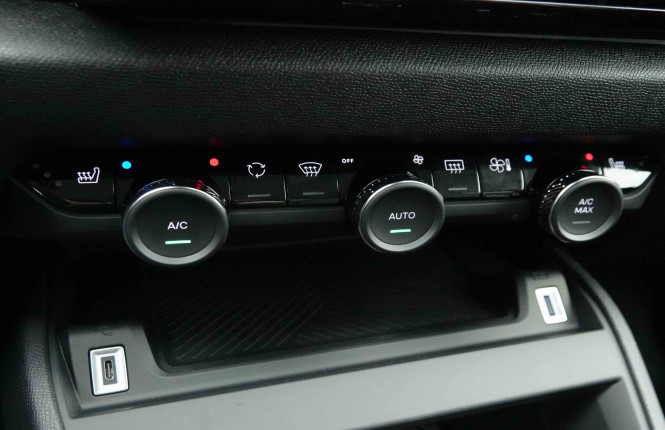 CITROEN_CITROEN_C4_2654469_14.jpg