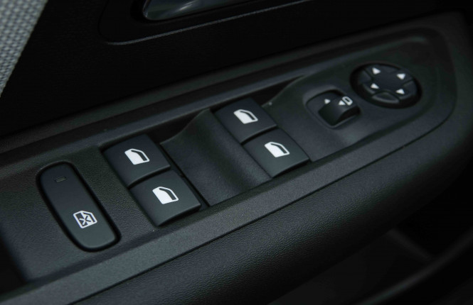 CITROEN_CITROEN_C4_2654658_19.jpg