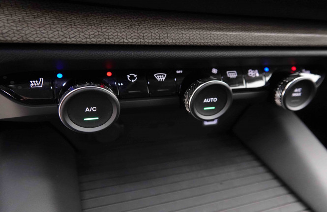 CITROEN_CITROEN_C5 X_2652903_16.jpg CITROEN_CITROEN_C5 X_2652903_16.jpg