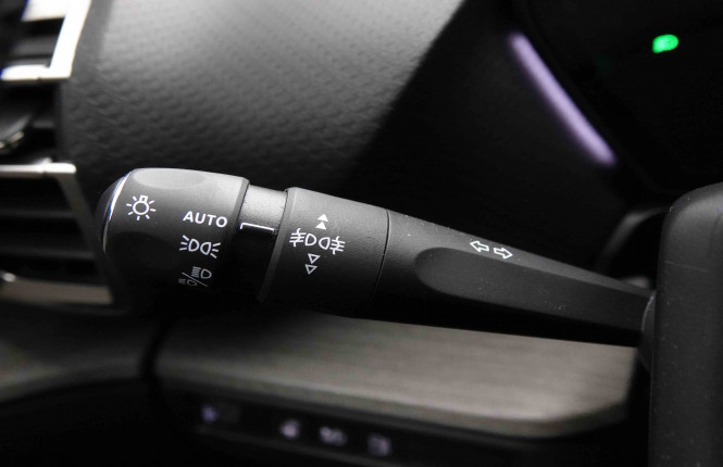 CITROEN_CITROEN_C5 X_2652903_18.jpg CITROEN_CITROEN_C5 X_2652903_18.jpg