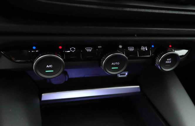 CITROEN_CITROEN_C5 X_2654207_13.jpg CITROEN_CITROEN_C5 X_2654207_13.jpg