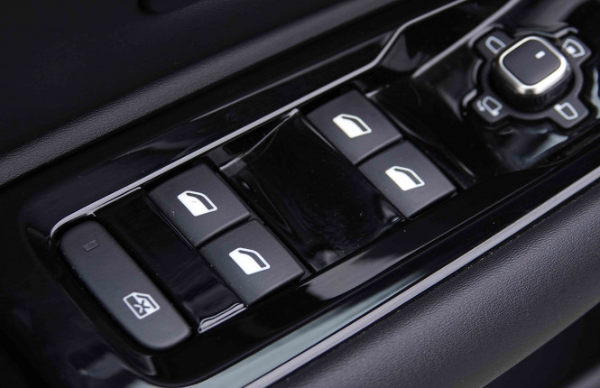 CITROEN_CITROEN_C5 X_2655411_22.jpg CITROEN_CITROEN_C5 X_2655411_22.jpg