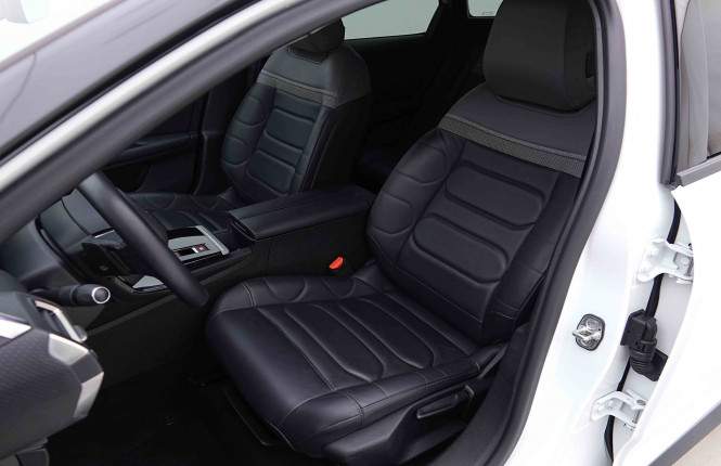 CITROEN_CITROEN_C5 X_2655411_6.jpg CITROEN_CITROEN_C5 X_2655411_6.jpg