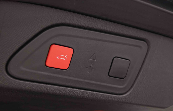 CITROEN_CITROEN_C5AIRCROS_2549485_6.jpg CITROEN_CITROEN_C5AIRCROS_2549485_6.jpg