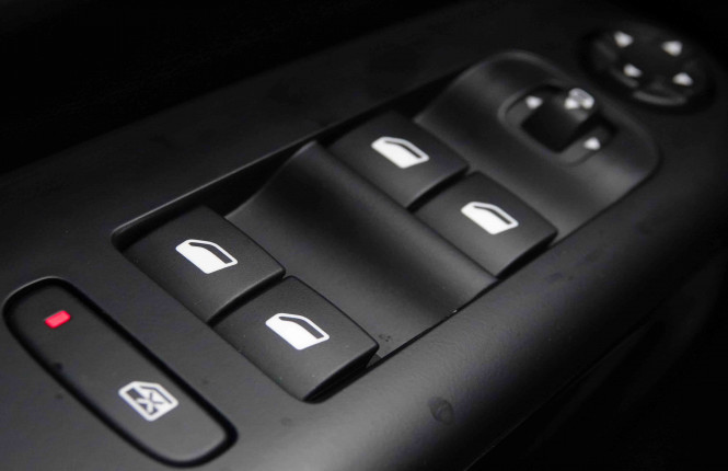 CITROEN_CITROEN_C5AIRCROS_2551600_16.jpg CITROEN_CITROEN_C5AIRCROS_2551600_16.jpg