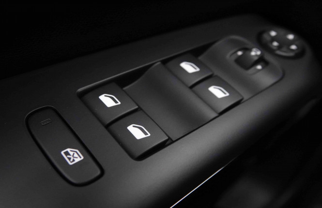 CITROEN_CITROEN_C5AIRCROS_2551603_21.jpg CITROEN_CITROEN_C5AIRCROS_2551603_21.jpg