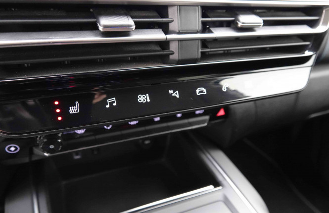 CITROEN_CITROEN_C5AIRCROS_2551604_14.jpg CITROEN_CITROEN_C5AIRCROS_2551604_14.jpg