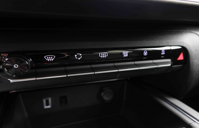 CITROEN_CITROEN_C5AIRCROS_2652590_15.jpg CITROEN_CITROEN_C5AIRCROS_2652590_15.jpg