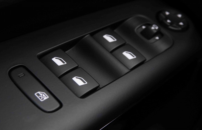 CITROEN_CITROEN_C5AIRCROS_2652590_23.jpg CITROEN_CITROEN_C5AIRCROS_2652590_23.jpg