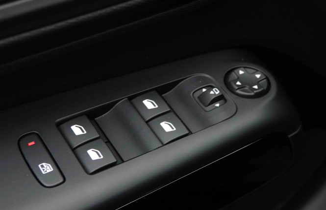 CITROEN_CITROEN_C5AIRCROS_2653652_23.jpg CITROEN_CITROEN_C5AIRCROS_2653652_23.jpg