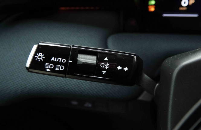 CITROEN_CITROEN_C5AIRCROS_2653713_16.jpg CITROEN_CITROEN_C5AIRCROS_2653713_16.jpg