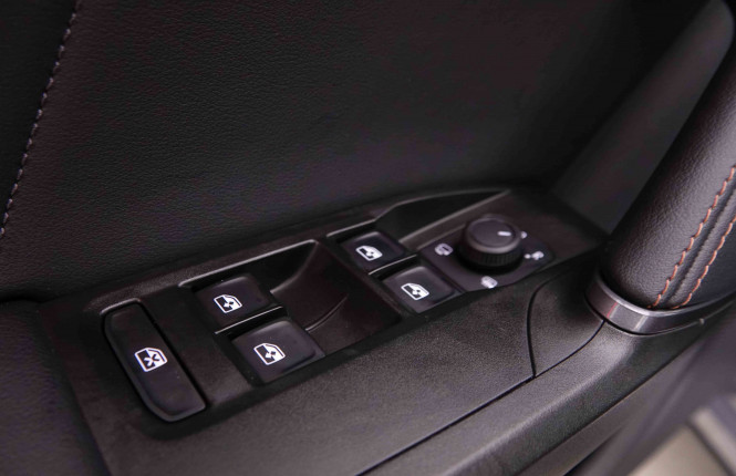 CUPRA_CUPRA_FORMENTOR_2547485_19.jpg