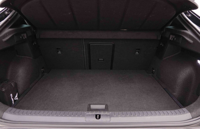 CUPRA_CUPRA_FORMENTOR_2550898_5.jpg CUPRA_CUPRA_FORMENTOR_2550898_5.jpg