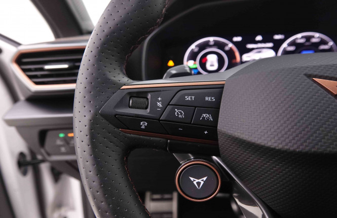CUPRA_CUPRA_LEON_2548127_19.jpg