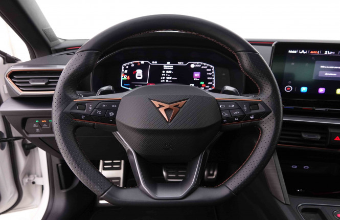 CUPRA_CUPRA_LEON_2548313_10.jpg
