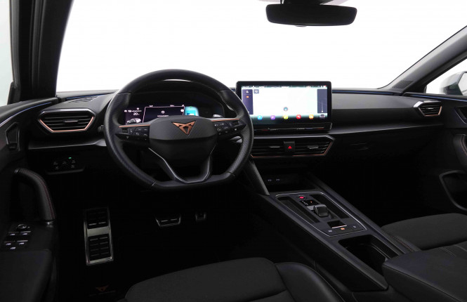 CUPRA_CUPRA_LEON_2548315_8.jpg