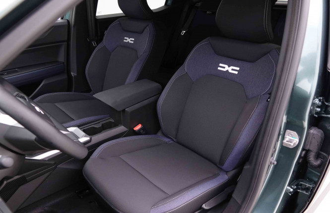 DACIA_DACIA_DUSTER_2548977_6.jpg