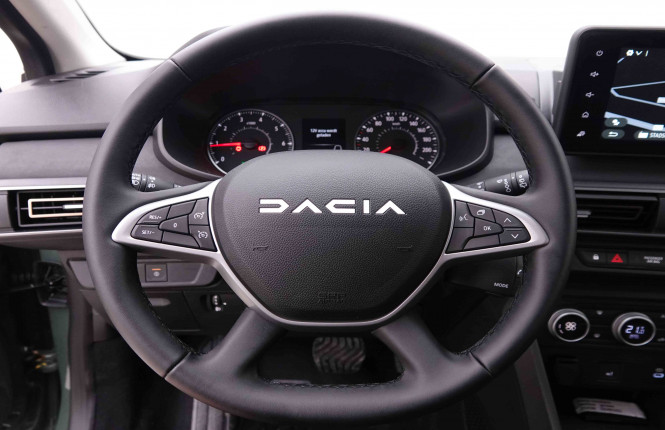 DACIA_DACIA_SANDERO_2549102_8.jpg